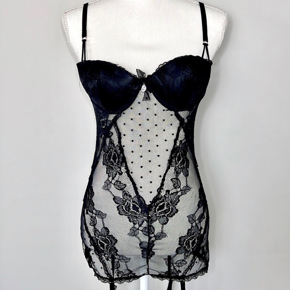 Gorgeous Goth Rose Slip - Picture 1 of 4